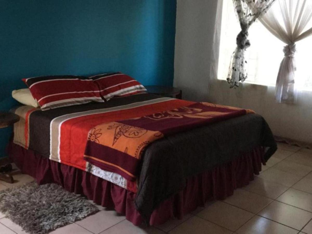 Gypsy's Backpackers * Sabie